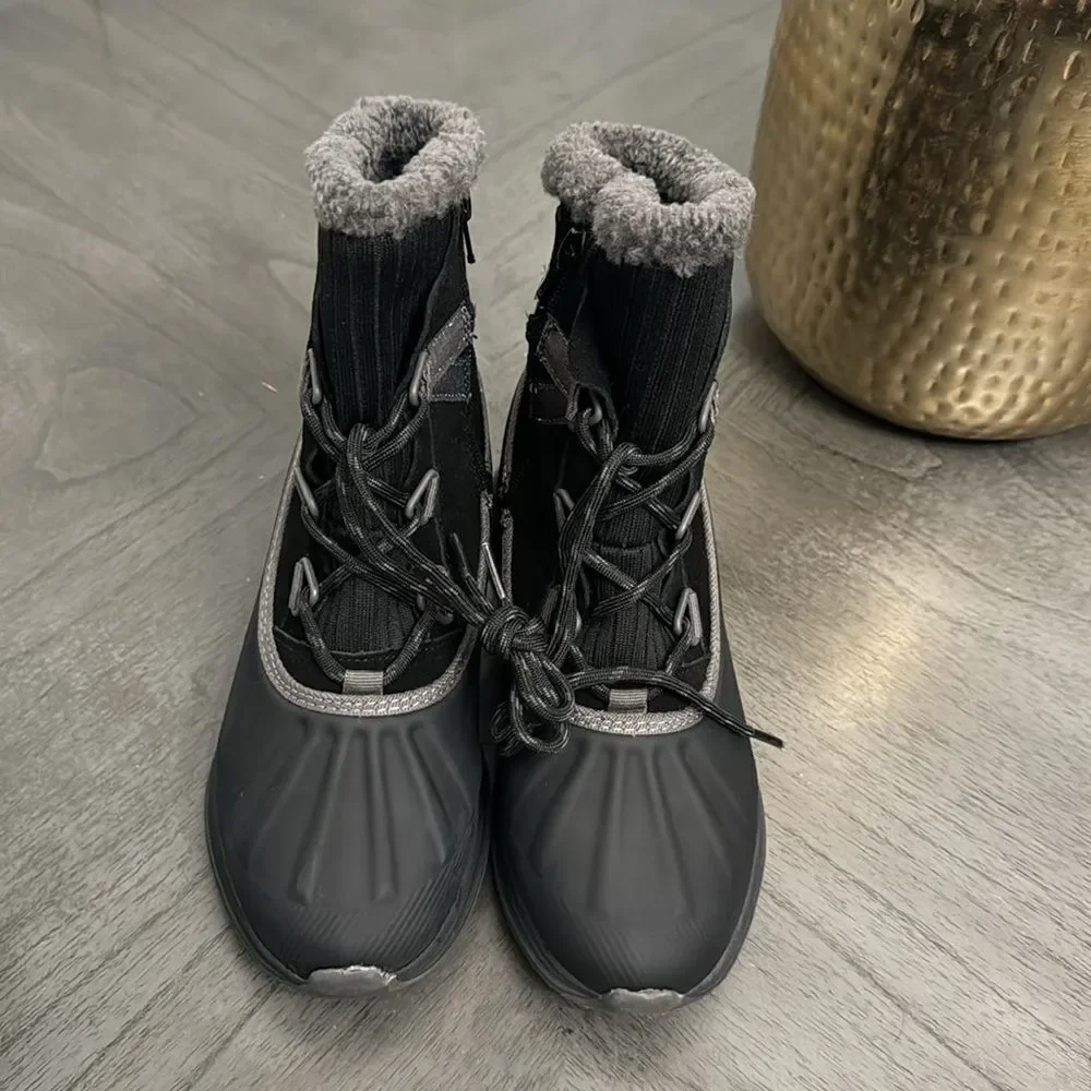 BareTraps Waterproof Cold Weather Boot